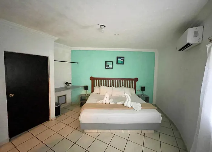 Chi Ibal Hu Cancun