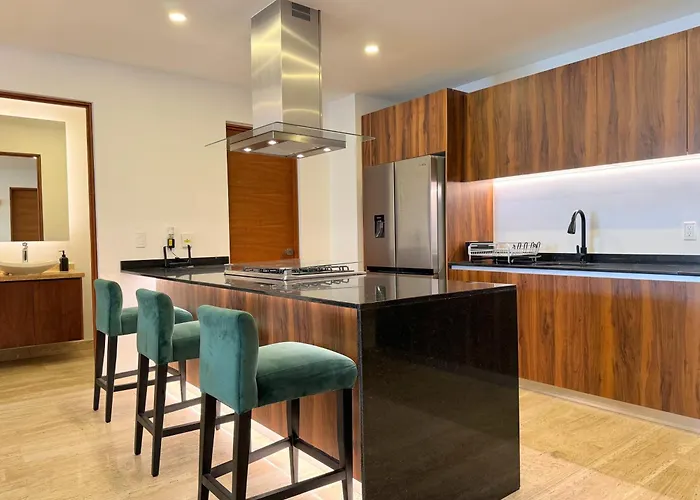 Lovely & New! Super Location Cancun
