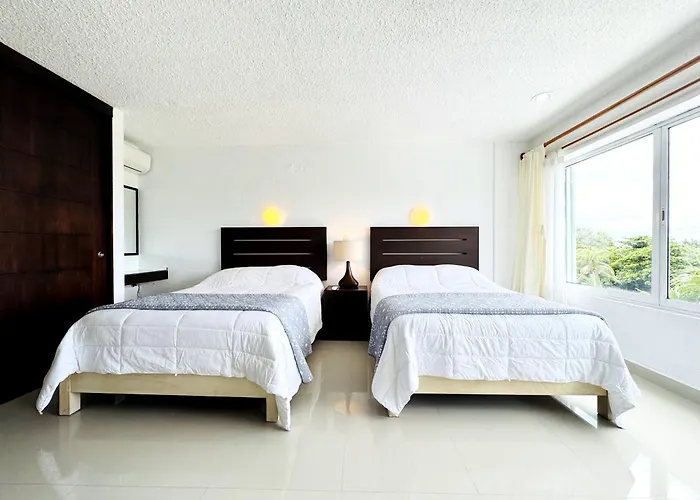 Amplio Condo Con Acceso A Playa - 6 Px