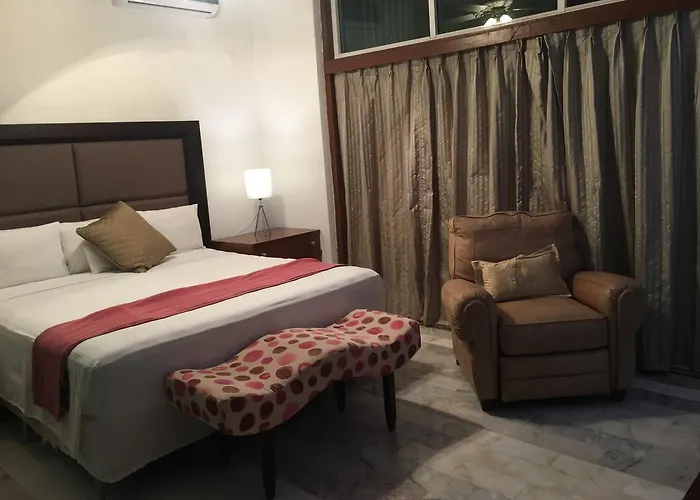 Colibri Cancun Hotel Zone