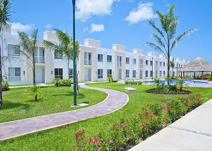 Cancun La Joya