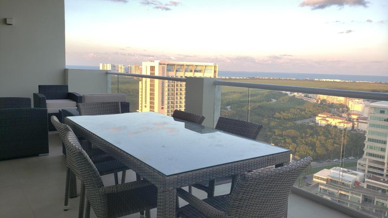 Luxury In Shopping Center And Spectacular View Apartamento Cancún