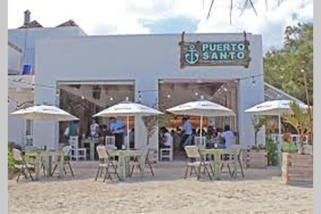 Amara Beachfront Caribe R Apartamento