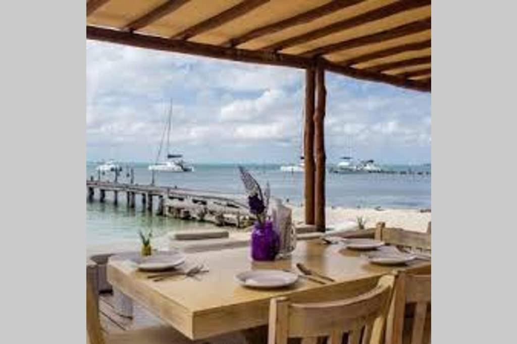 Amara Beachfront Caribe R Apartamento Cancún