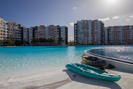 Departamento En Con 7 Albercas Tipo Playa Y Laguna * Cancún