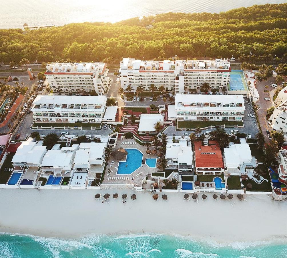 With Balcony Ocean & Lagoon View, Brisas Zone, By & Ocean * Cancún
