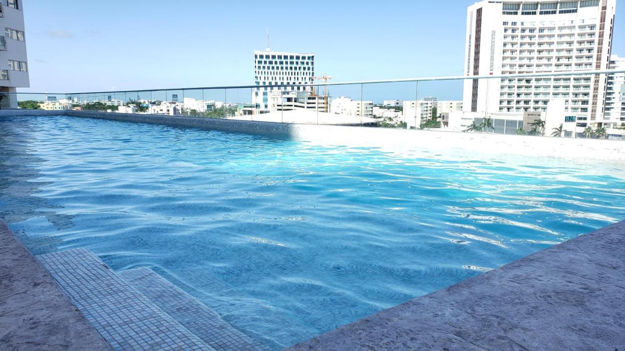 Luxury In Shopping Center And Spectacular View *