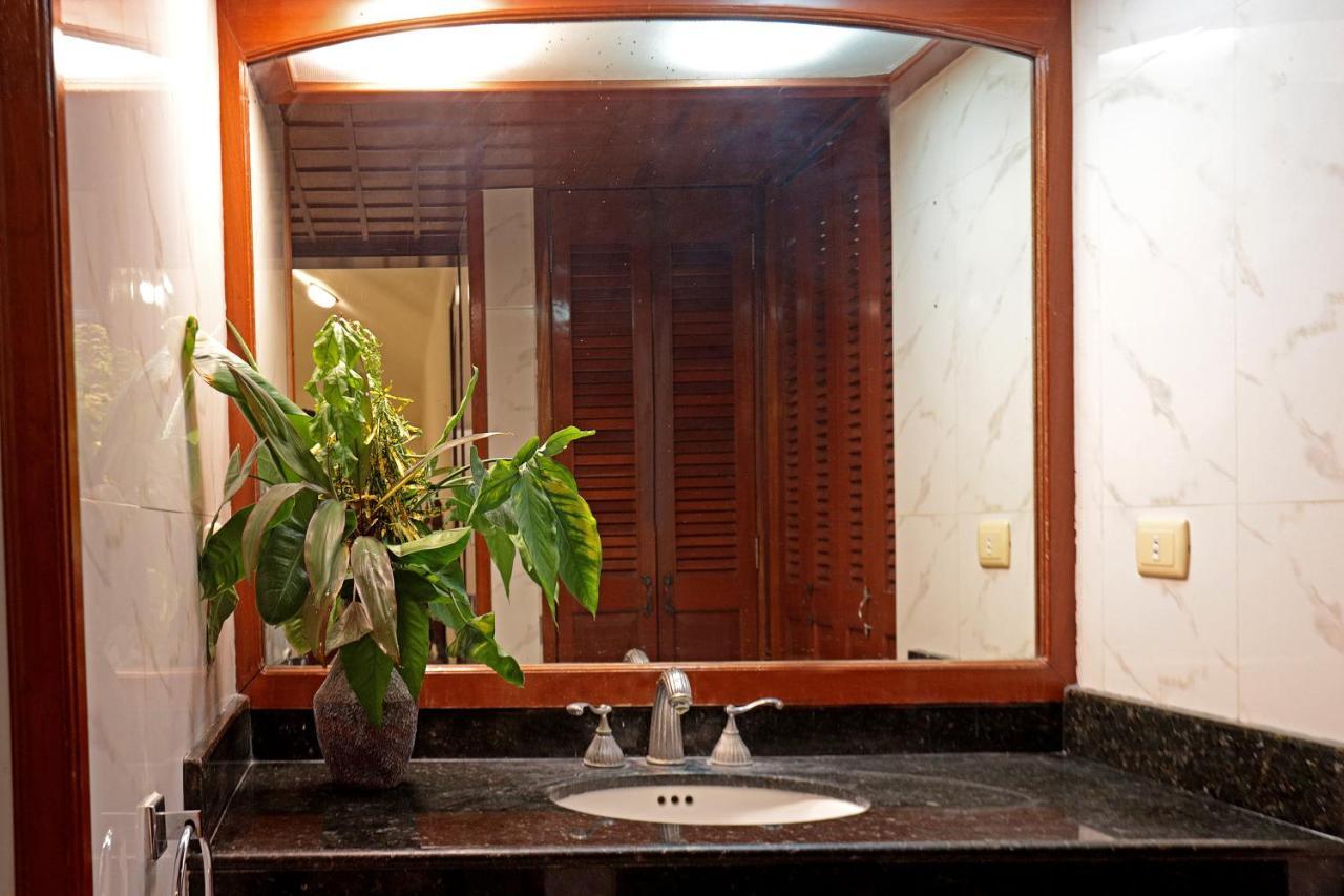 Colibri House