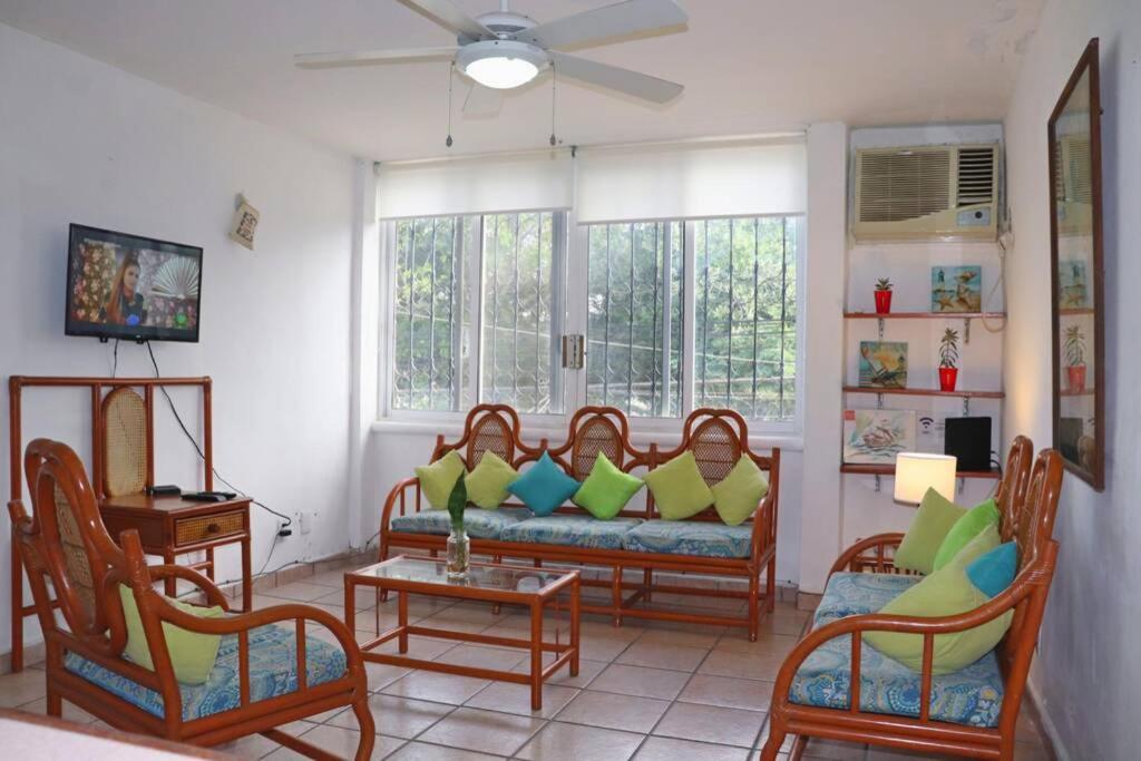 Alojate A 5 Min De La Playa Y Del Centro De Apartment Cancun