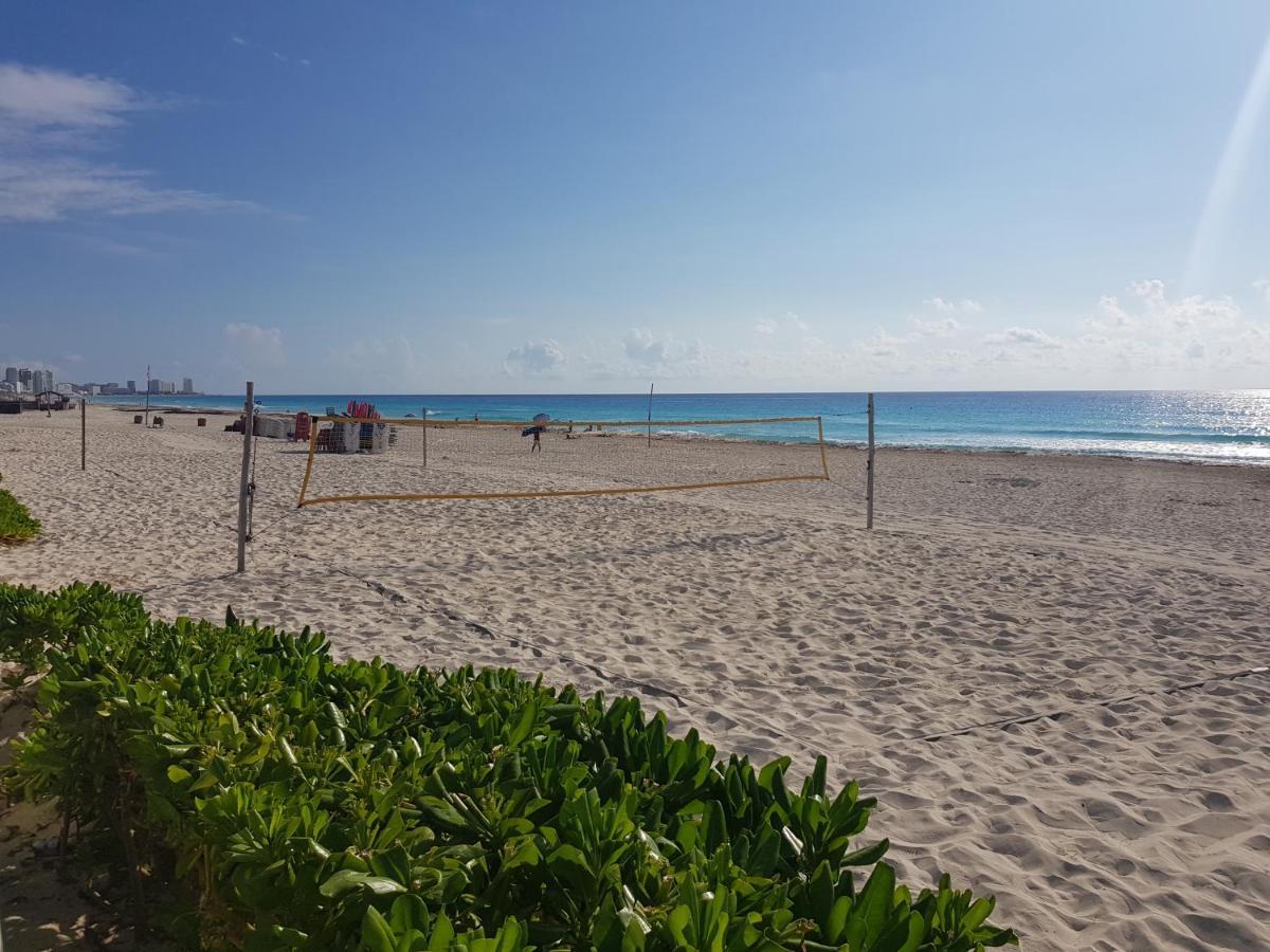 Cancun! Departamento Familiar Sobre La Playa!! Cancún