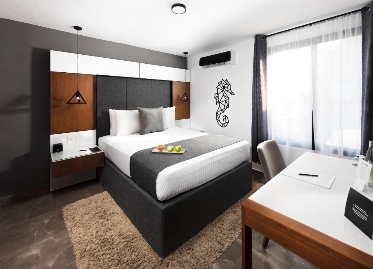 Seven Boutique Apartahotel
