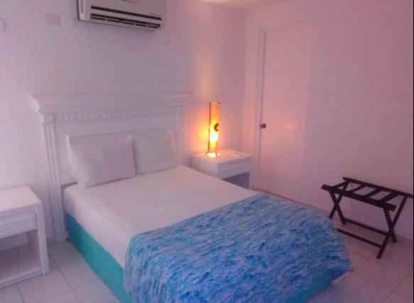 Turquesa, Amplia, Excelente Ubicacion. Apartment Cancun