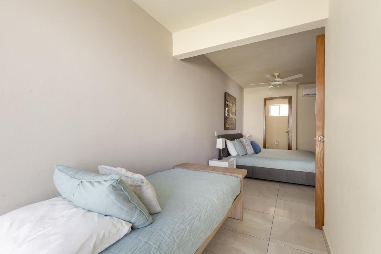 Large With Pool And Terrace! Apartamento *