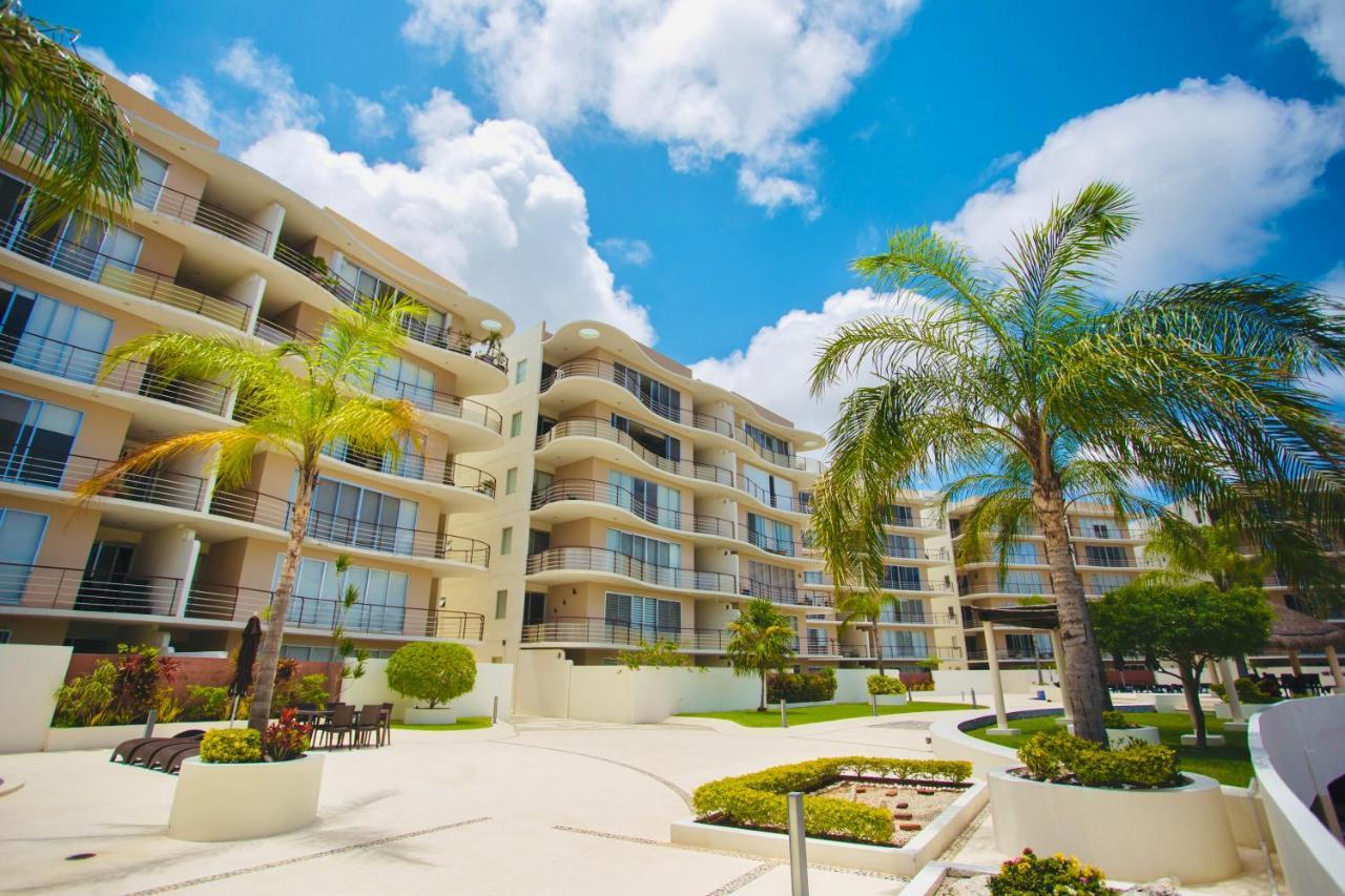 Large With Pool And Terrace! Apartamento Cancún