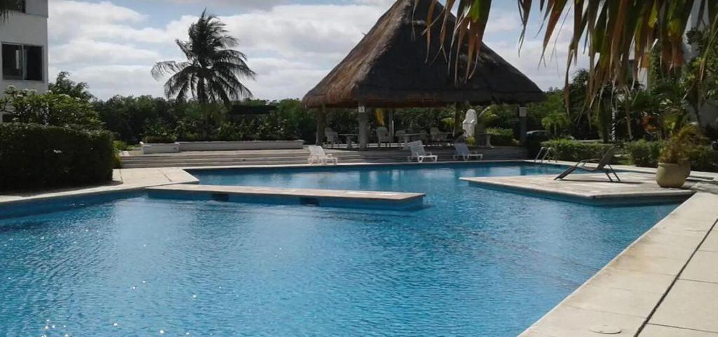 Depa De 3 Habs, 3 Banos Y Piscina Cancun