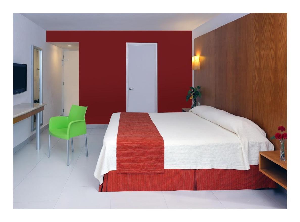 Adhara Express Hotel Cancún