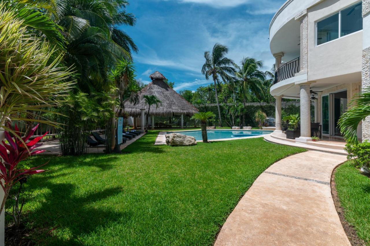 Palmeras Hotel
