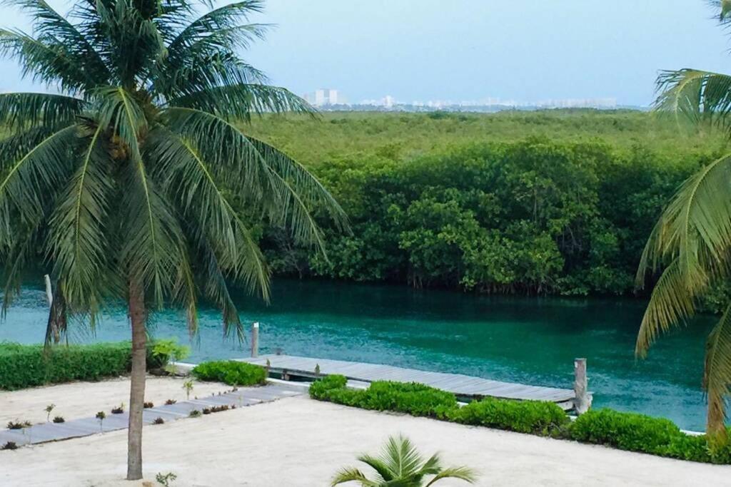 Depa De 3 Habs, 3 Banos Y Piscina Cancun