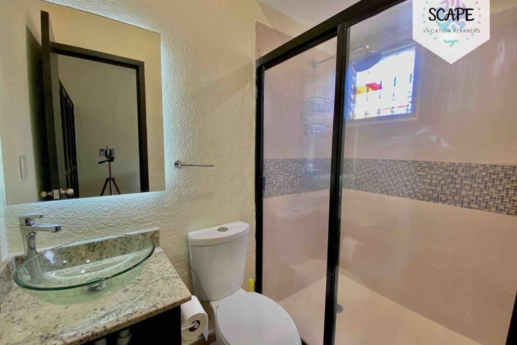 Amplia Y Calida Casa Cerca De Plaza Las Americas Holiday home