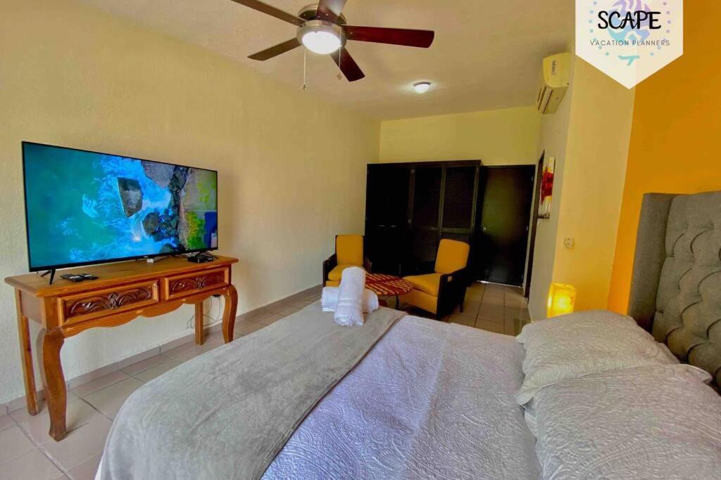 Amplia Y Calida Casa Cerca De Plaza Las Americas Holiday home