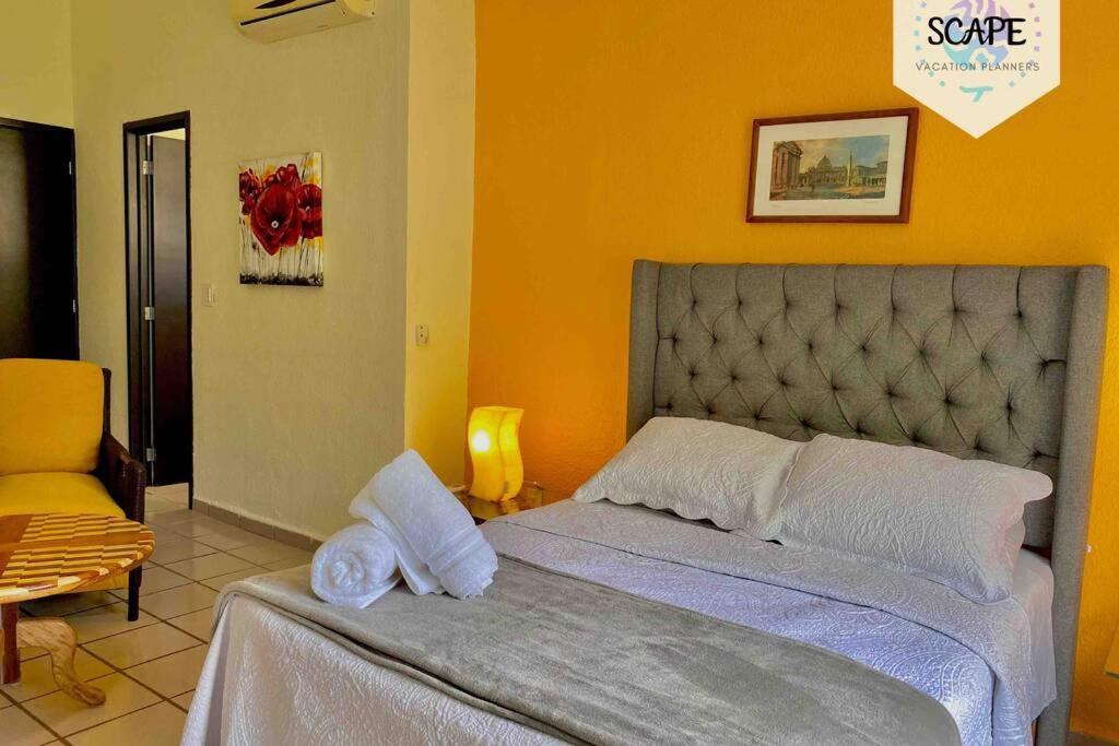 Amplia Y Calida Casa Cerca De Plaza Las Americas Holiday home