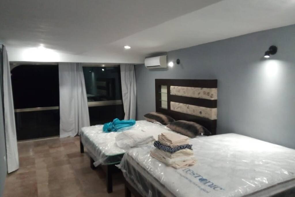 Penthouse 205 Sq M On Lagoon, 3 Bedrooms 2 Bathrooms For Up To 8 Guests Apartamento