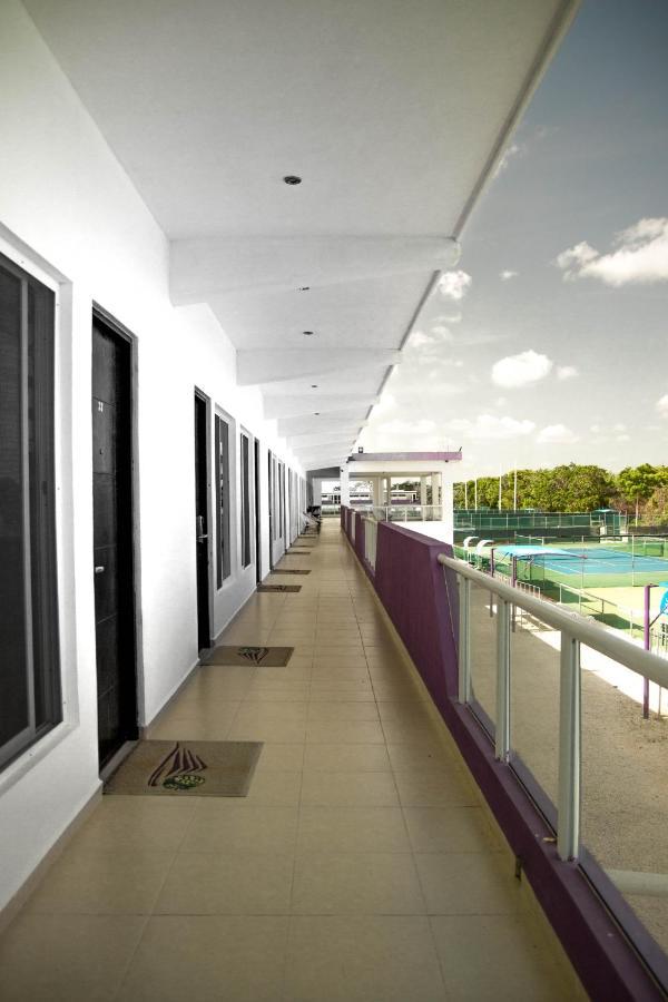 Hotel Cancun Tennis Inn 4*