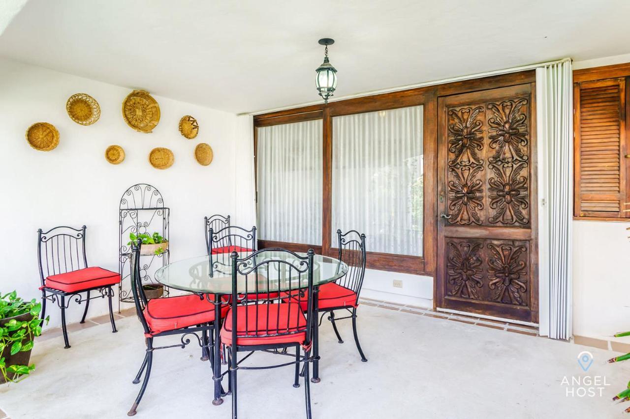 Oceanside Townhome A Block To Beach Plus 3 Pools Onsite * Cancún