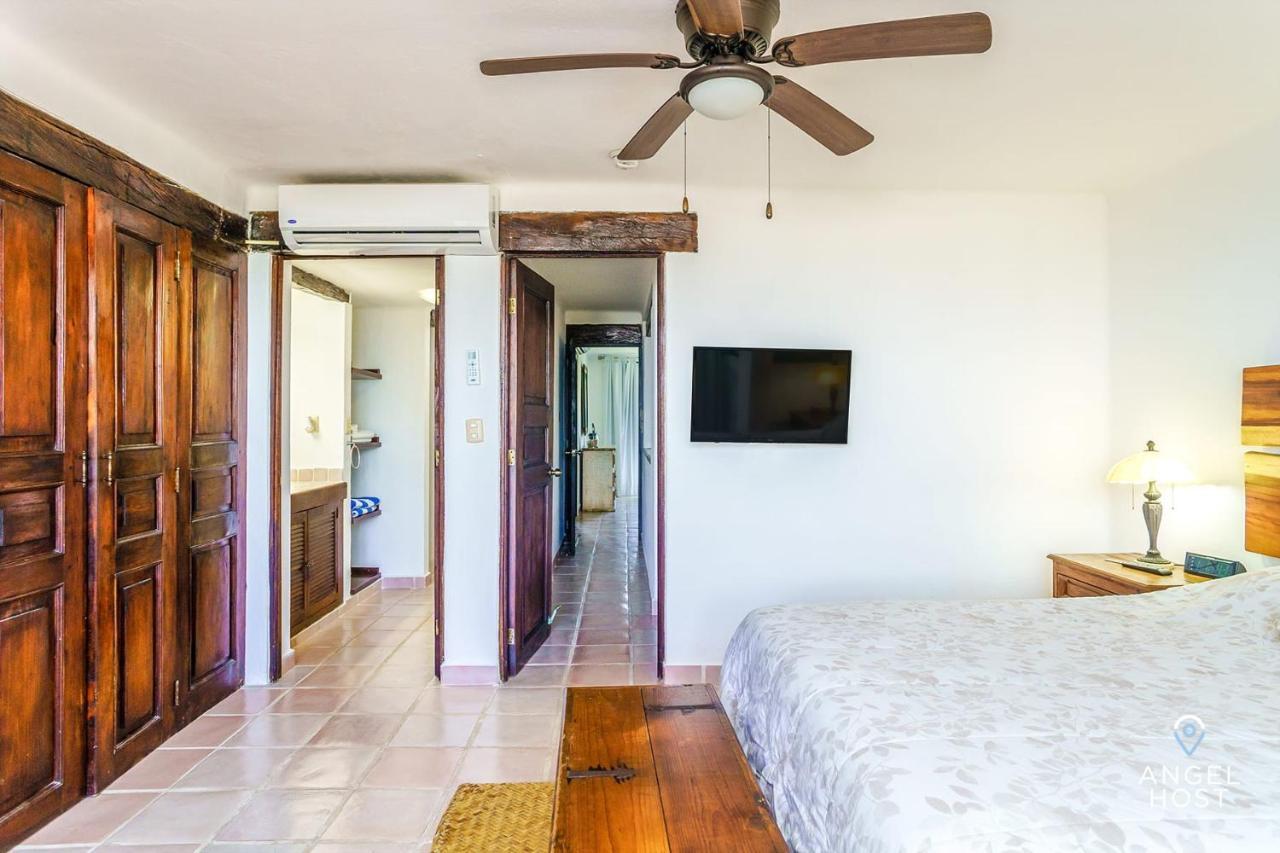 Сasa de vacaciones Oceanside Townhome A Block To Beach Plus 3 Pools Onsite *