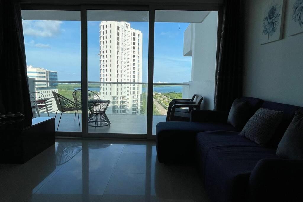 Malecon Américas By Andiani Travel * Cancún