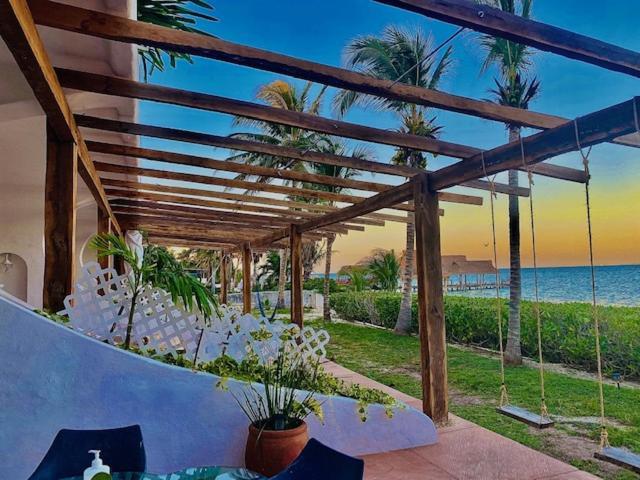 Punta Me Beach Suites *
