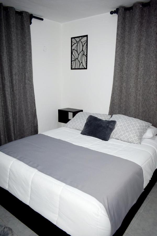 Apartamento Shappire - Modern & Cozy 2 Bedroom - Downtown