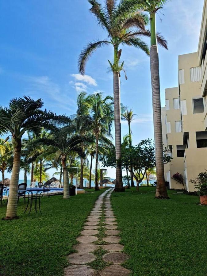 Sea Front 2br 2bth Condo, Pool, Kayak&parking * Cancún