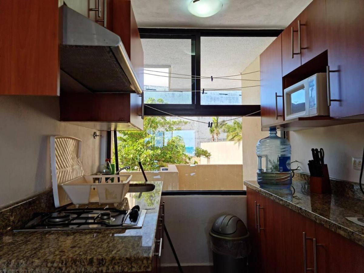 Sea Front 2br 2bth Condo, Pool, Kayak&parking Cancún