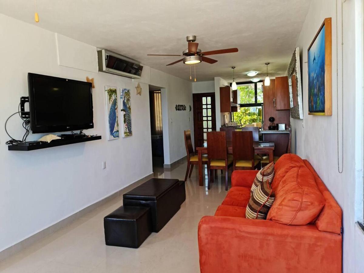 Sea Front 2br 2bth Condo, Pool, Kayak&parking * Cancún