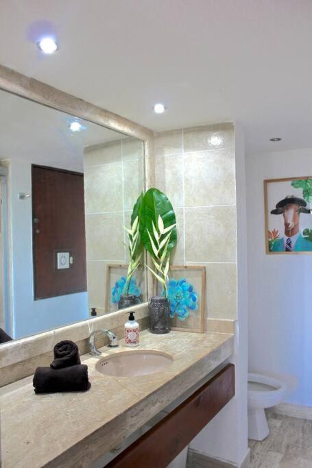 Apartamento Beachfront Ph+Roof Garden, Ocean & Lagoon Views *