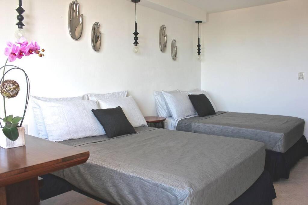 Beachfront Ph+Roof Garden, Ocean & Lagoon Views Apartamento Cancún