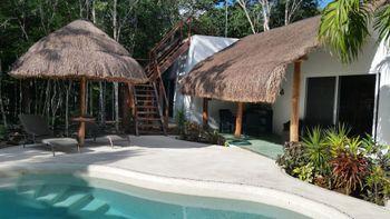 Hotel Pura Vida Guesthouse. 3*