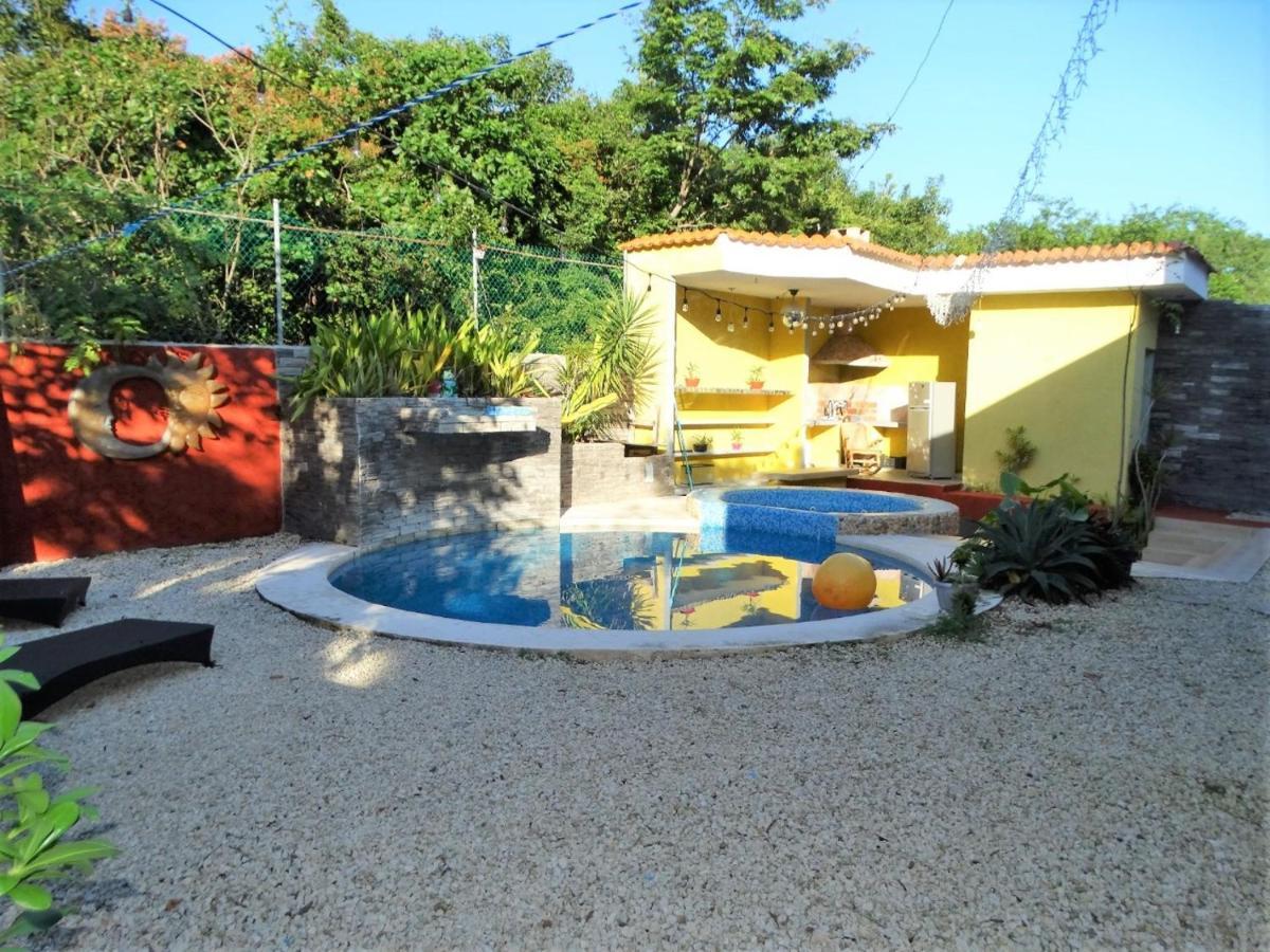 Villa Oasis Cancun Airport Guest house Cancun