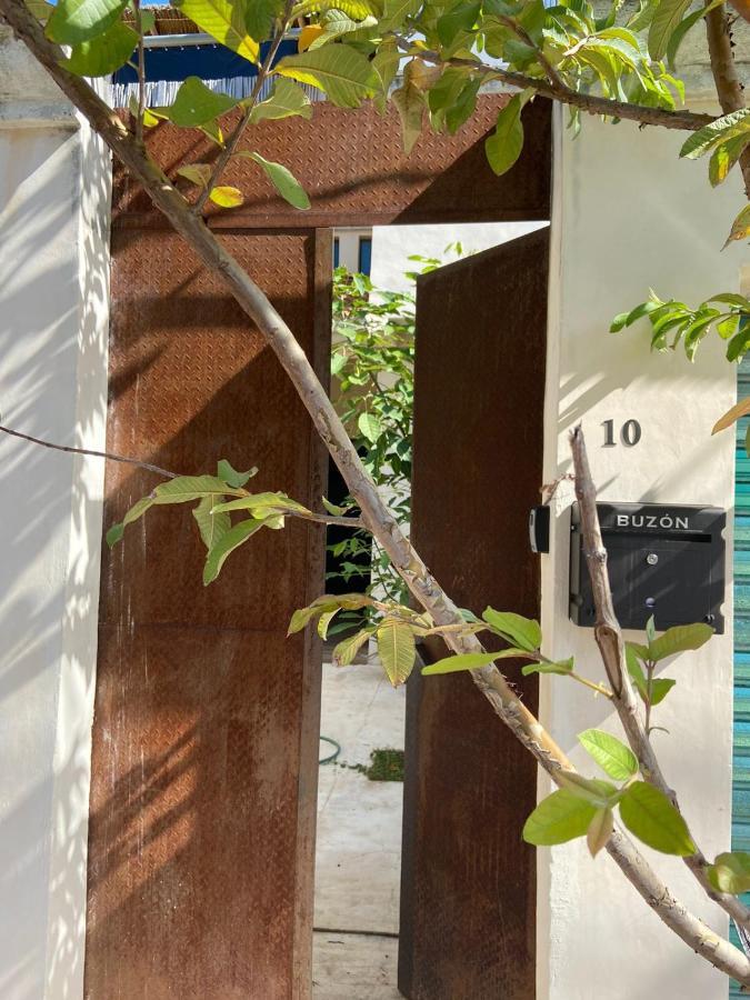 Casa Madre Naturaleza Pensión *