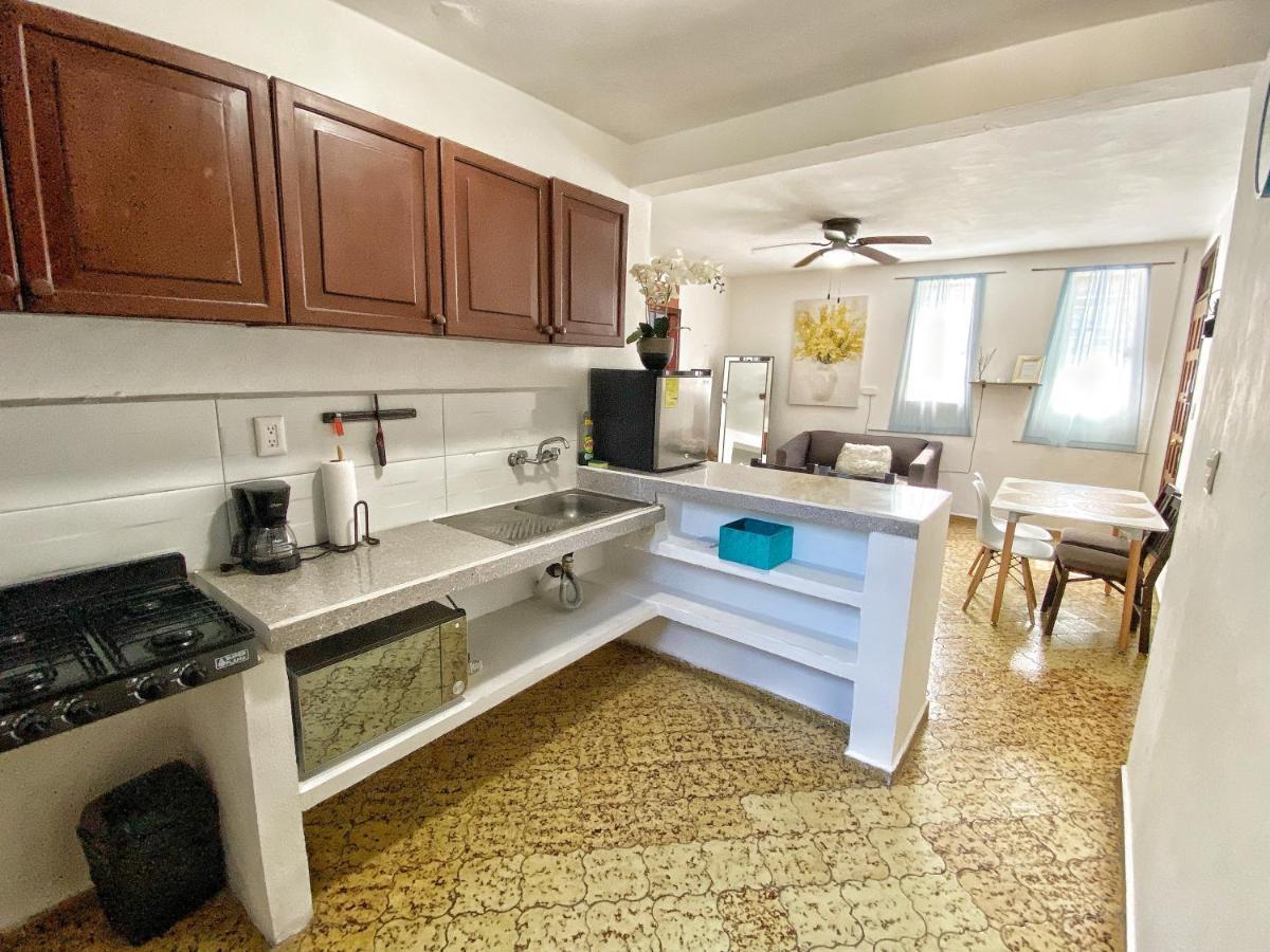 Well Located! Cozy Conoco Cancún