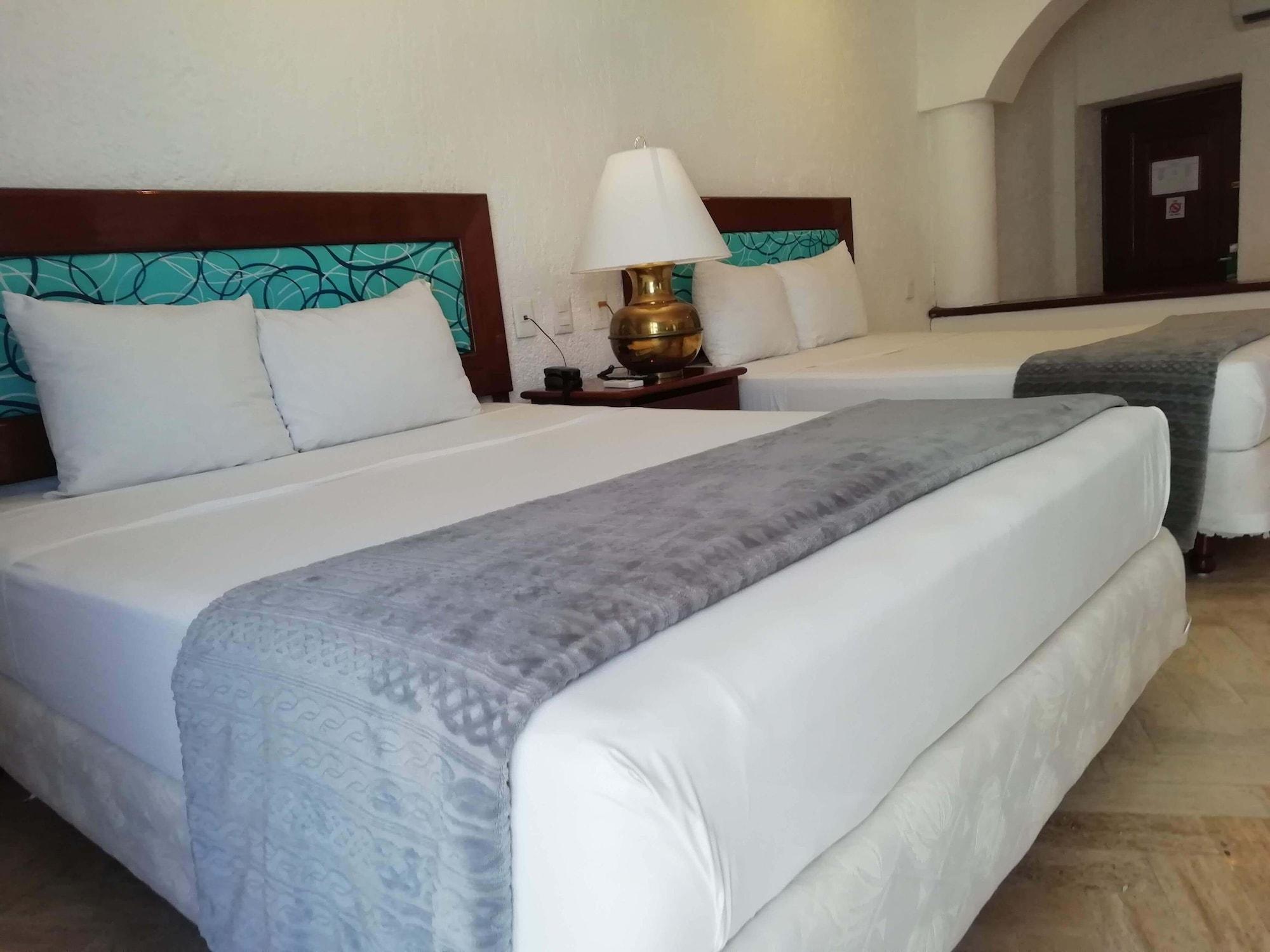 Costa Blanca Hotel Cancún