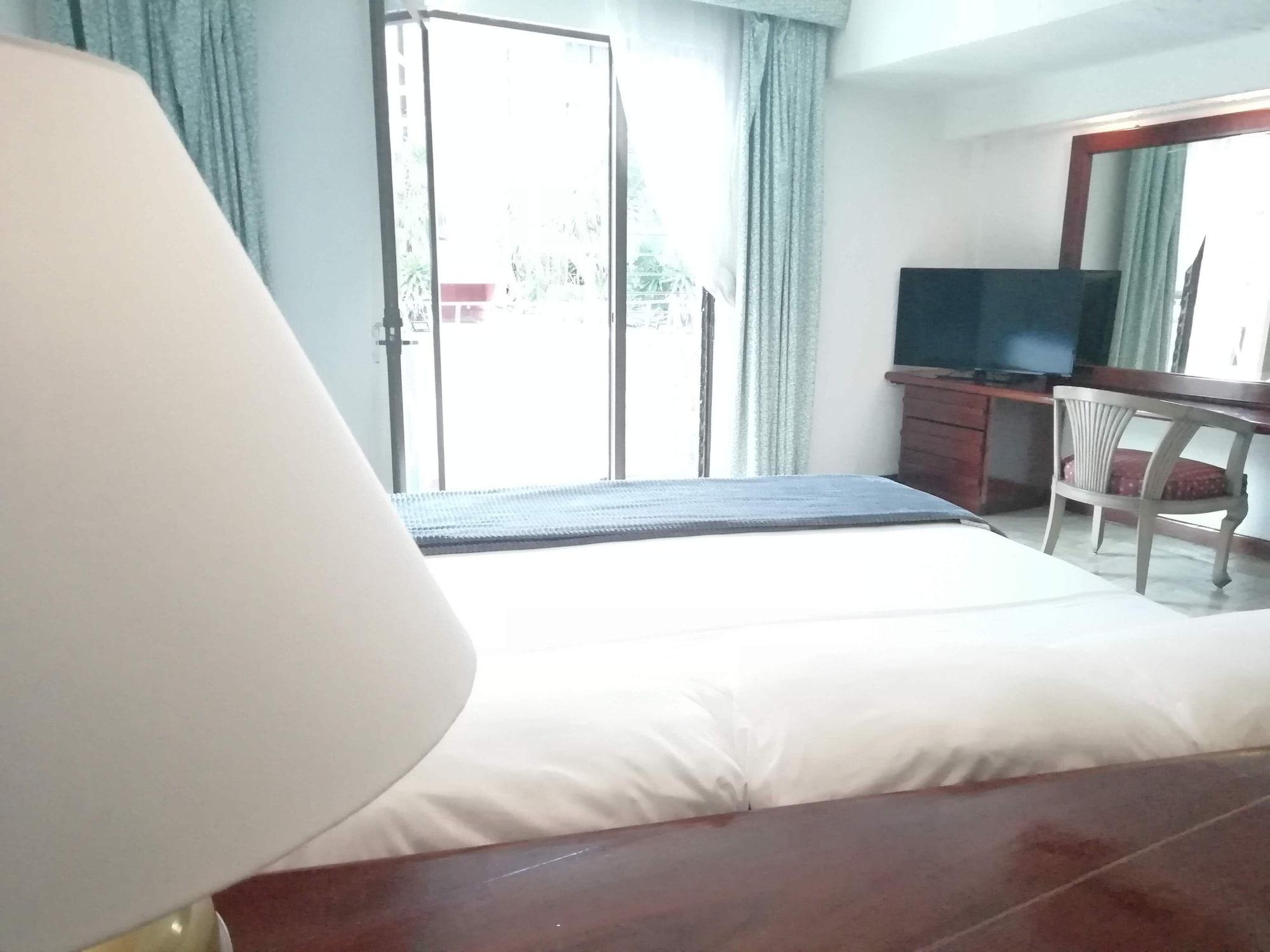 Hotel Costa Blanca Cancún