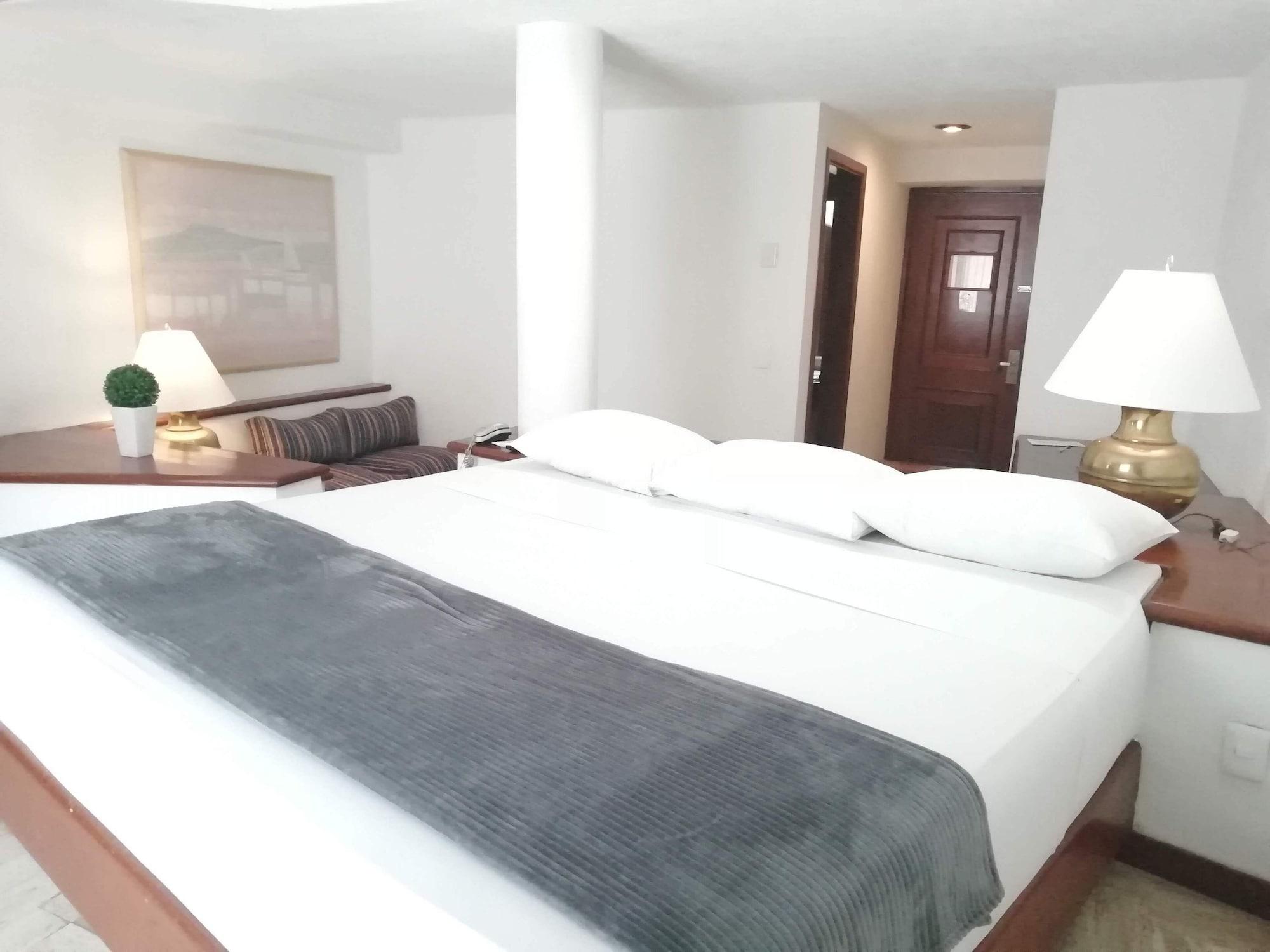 Costa Blanca Hotel 3*