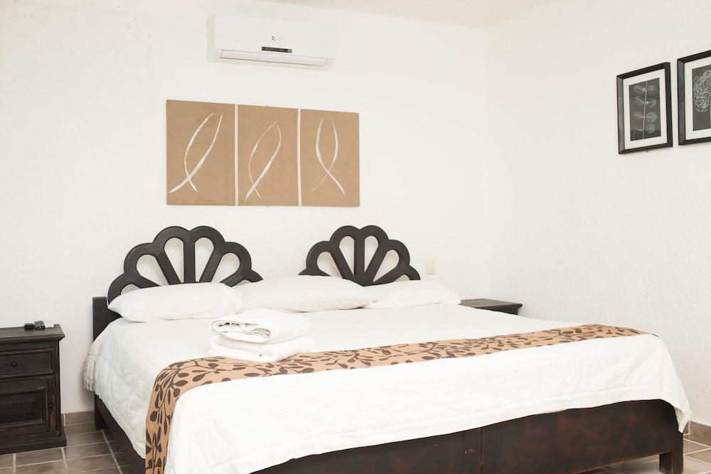 Aparthotel Gaviotas & 3*