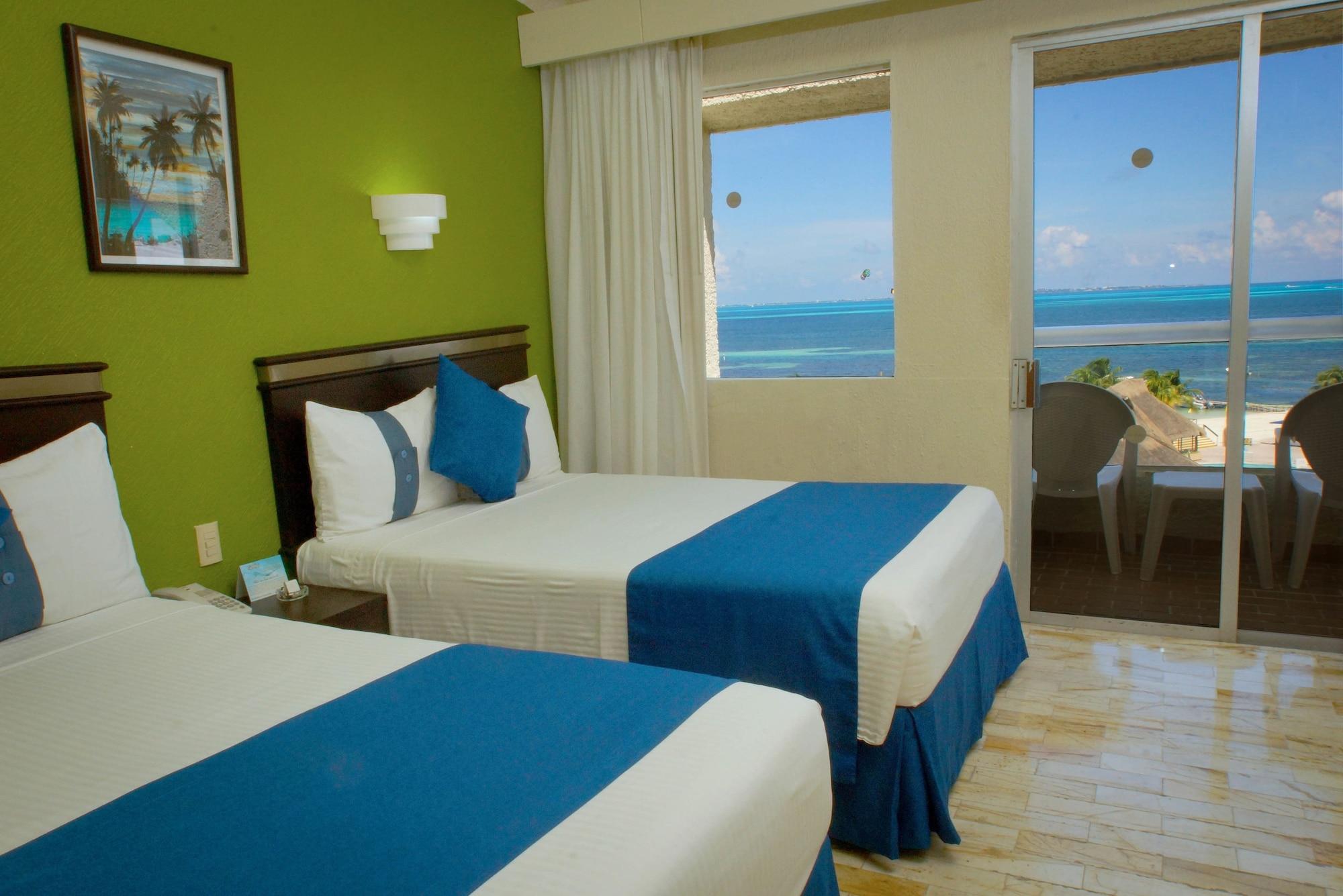 Aquamarina Resort
