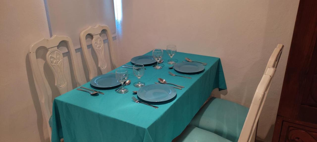 Caribbean Turquoise With Access To The Cancun