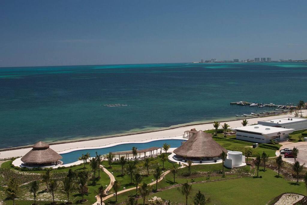 Amara Beachfront Apartment