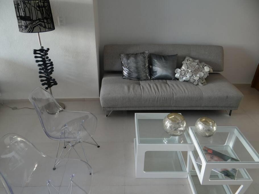 Amara Beachfront Apartment *