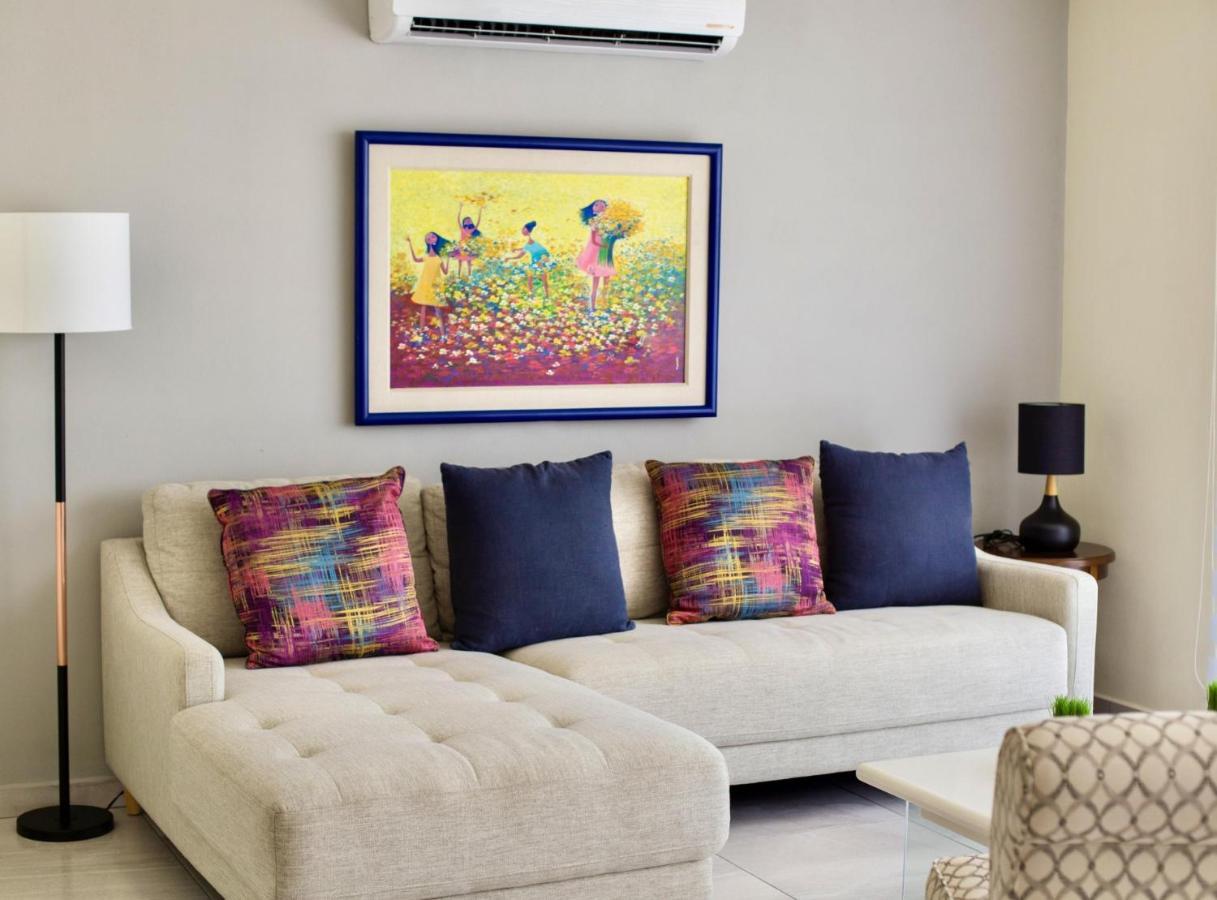 Luxury 2 Bedroom Apartamento *